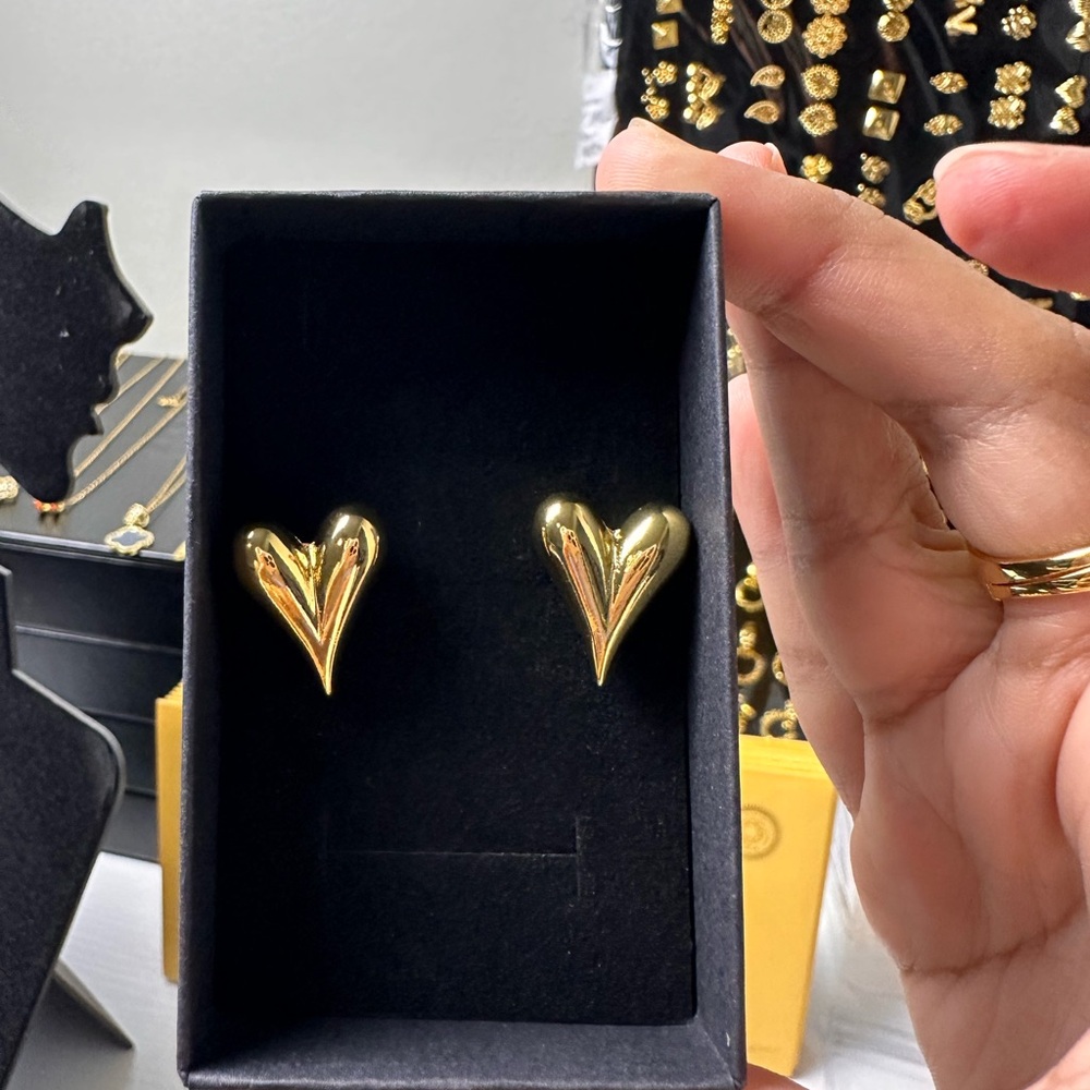 ✨ Timeless Fashion Jewelry ✨ - Picture 3 of 4